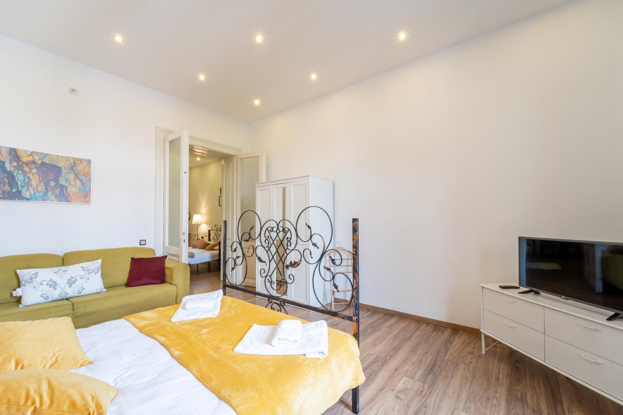 Cozy Spacious 5 Star Accommodation In The Heart Of Historic Center Cluj-Napoca Exterior foto